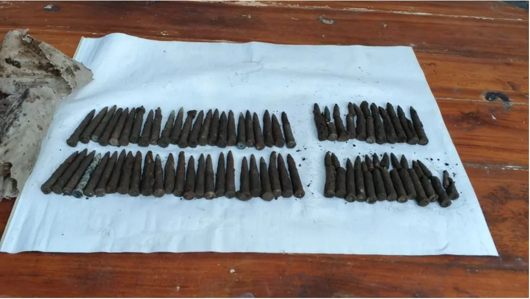 কুমিল্লার পরিত্যক্ত অবস্থায় ৭১ পিস গুলি উদ্ধার করেছে যৌথবাহিনী